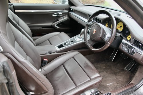 2014 Porsche 911 (991) Carrera 4S Convertible à venda (imagem 52 de 118)