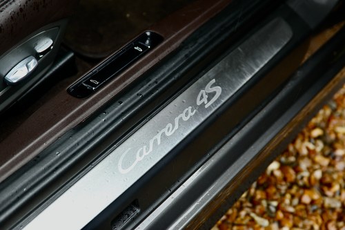 2014 Porsche 911 (991) Carrera 4S Convertible à venda (imagem 59 de 118)