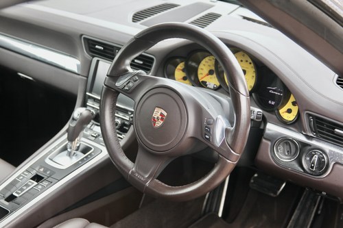 2014 Porsche 911 (991) Carrera 4S Convertible à venda (imagem 60 de 118)