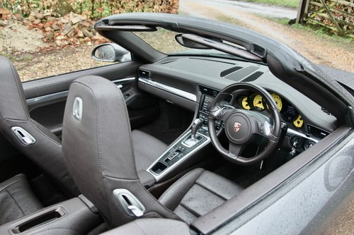 2014 Porsche 911 (991) Carrera 4S Convertible à venda (imagem 35 de 118)