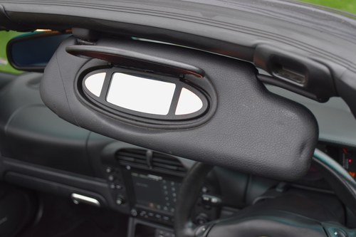 2002 Porsche 911 996 Carrera 4 Cabriolet In vendita (immagine 72 di 152)