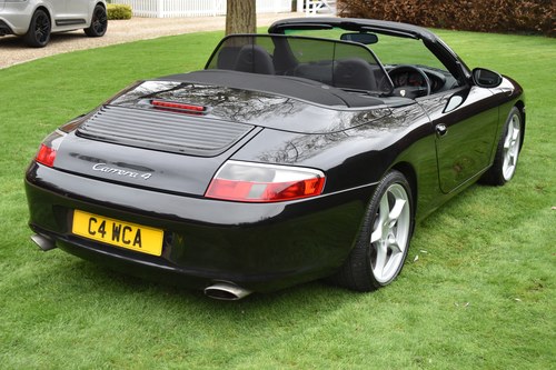2002 Porsche 911 996 Carrera 4 Cabriolet In vendita (immagine 5 di 152)