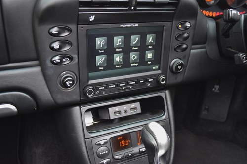 2002 Porsche 911 996 Carrera 4 Cabriolet In vendita (immagine 47 di 152)