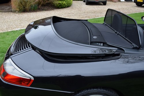 2002 Porsche 911 996 Carrera 4 Cabriolet In vendita (immagine 116 di 152)