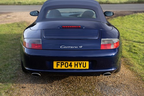 2004 Porsche 911 Carrera 4 Cabriolet à vendre (picture 135 of 197)