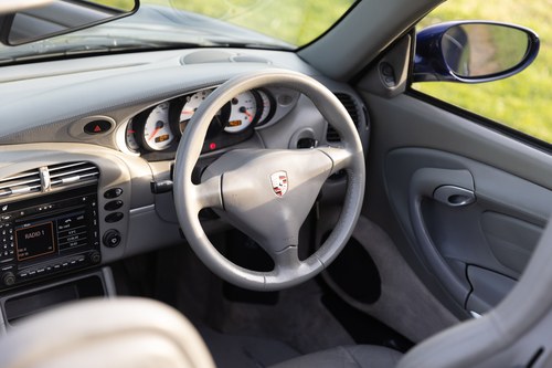 2004 Porsche 911 Carrera 4 Cabriolet à vendre (picture 44 of 197)