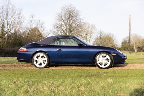 2004 Porsche 911 Carrera 4 Cabriolet à vendre (picture 27 of 197)