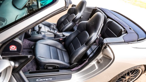 2000, Porsche 911 Carrera (Convertible) Te koop (foto 53 van 174)