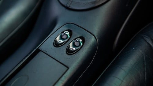 2000, Porsche 911 Carrera (Convertible) Te koop (foto 27 van 174)