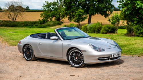 2000, Porsche 911 Carrera (Convertible) Te koop (foto 3 van 174)