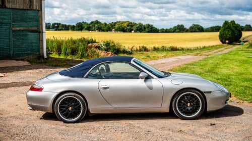 2000, Porsche 911 Carrera (Convertible) Te koop (foto 10 van 174)