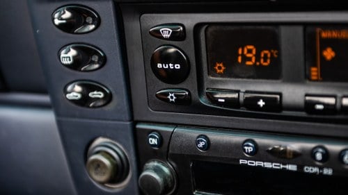 2000, Porsche 911 Carrera (Convertible) Te koop (foto 29 van 174)