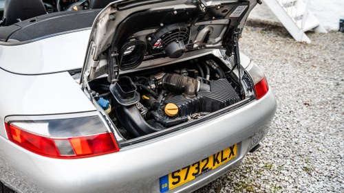 1998 Porsche 911 Carrera Tiptronic S Cabriolet à vendre (picture 135 of 177)