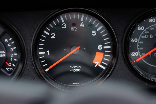 1984 Porsche 911 Carrera Targa 3.2 For Sale (picture 72 of 196)