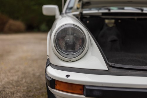 1984 Porsche 911 Carrera Targa 3.2 For Sale (picture 98 of 196)