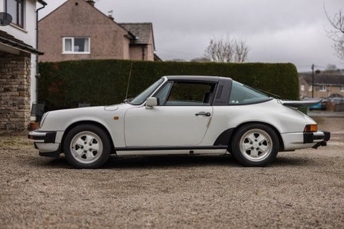 1984 Porsche 911 Carrera Targa 3.2 For Sale (picture 10 of 196)