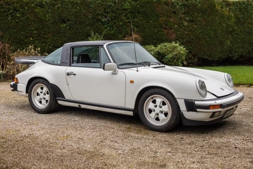 1984 Porsche 911 Carrera Targa 3.2 For Sale (picture 8 of 196)
