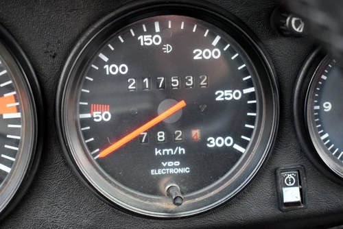 1976 Porsche 911 3 Carrera Targa LHD In vendita (immagine 39 di 190)