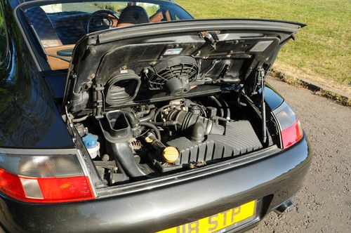 2001 Porsche 911 Carrera (996) In vendita (immagine 125 di 154)