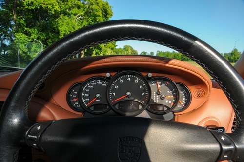 2001 Porsche 911 Carrera (996) In vendita (immagine 23 di 154)