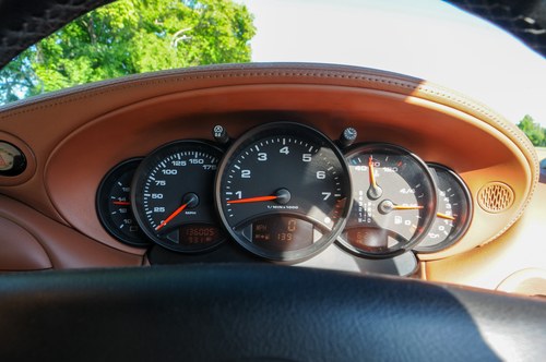 2001 Porsche 911 Carrera (996) In vendita (immagine 75 di 154)