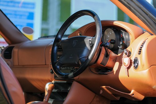 2001 Porsche 911 Carrera (996) In vendita (immagine 28 di 154)