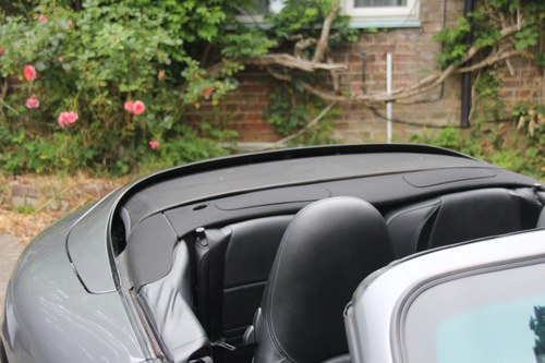 2004 Porsche 911 C4s cabrio (996) zum Verkauf (Bild 126 von 162)