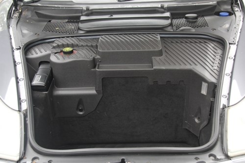 2004 Porsche 911 C4s cabrio (996) zum Verkauf (Bild 51 von 162)