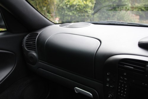 2004 Porsche 911 C4s cabrio (996) zum Verkauf (Bild 77 von 162)