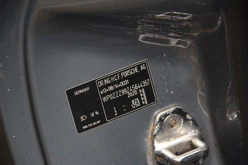 2004 Porsche 911 C4s cabrio (996) zum Verkauf (Bild 47 von 162)