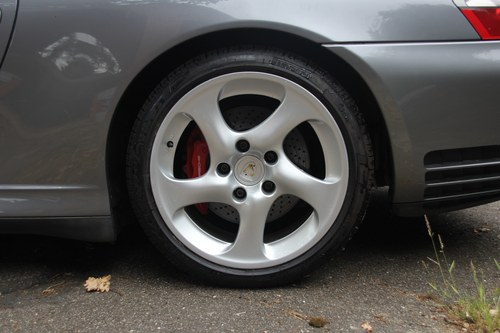 2004 Porsche 911 C4s cabrio (996) zum Verkauf (Bild 30 von 162)