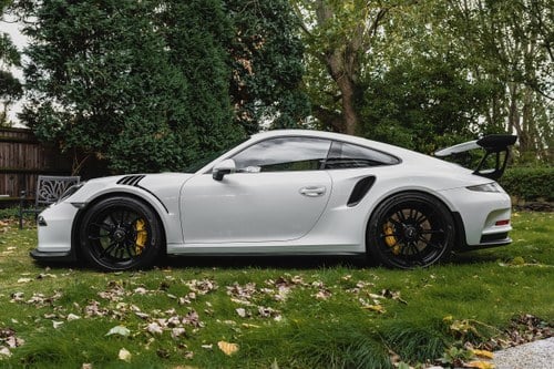 2015 Porsche 911 GT3RS (991) LHD zum Verkauf (Bild 24 von 164)