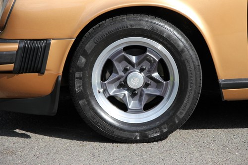 1979 Porsche 911 SC Targa Te koop (foto 16 van 216)