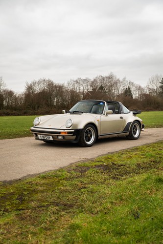 1985 Porsche 911 Super Sport Targa Te koop (foto 21 van 56)