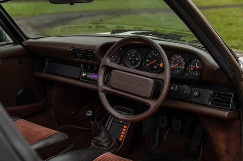 1985 Porsche 911 Super Sport Targa Te koop (foto 40 van 56)