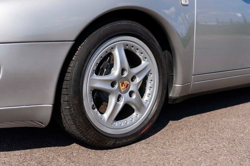 1998 Porsche 911 Targa (993) For Sale (picture 10 of 148)