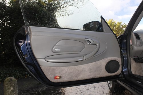 2002 Porsche 996 911 3.6 Targa Tiptronic S à venda (imagem 40 de 143)