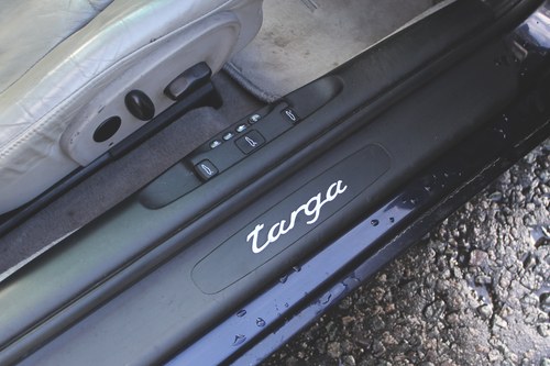 2002 Porsche 996 911 3.6 Targa Tiptronic S à venda (imagem 41 de 143)