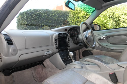 2002 Porsche 996 911 3.6 Targa Tiptronic S à venda (imagem 39 de 143)