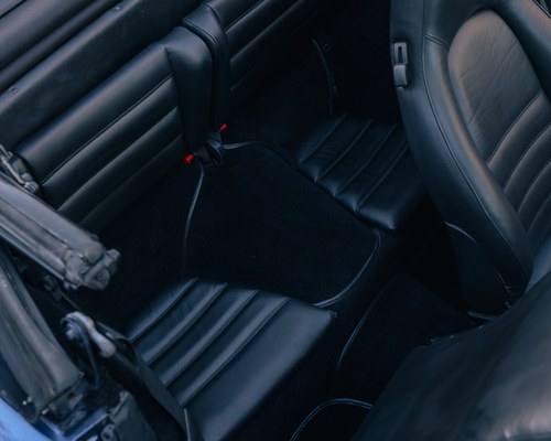 1983 Porsche 911 SC Cabriolet In vendita (immagine 41 di 106)