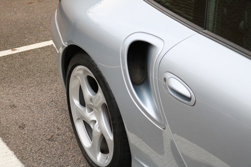 2002 Porsche 911 Turbo (996) à venda (imagem 65 de 89)