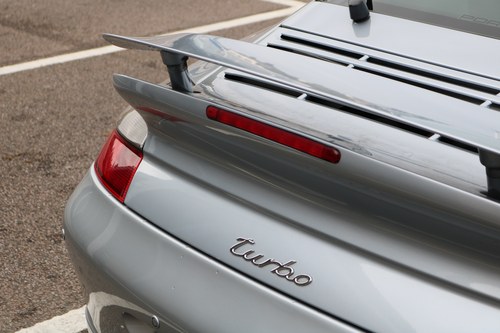 2002 Porsche 911 Turbo (996) à venda (imagem 56 de 89)