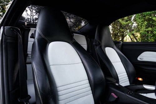 2003 Porsche 911 Turbo Cabriolet (996) Te koop (foto 101 van 235)