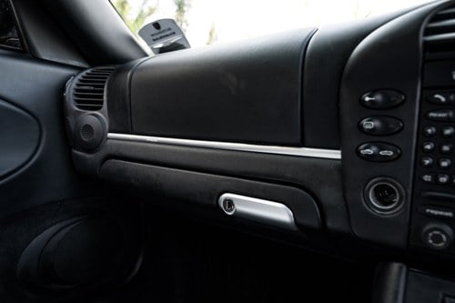 2003 Porsche 911 Turbo Cabriolet (996) Te koop (foto 69 van 235)