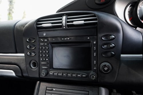 2003 Porsche 911 Turbo Cabriolet (996) Te koop (foto 75 van 235)