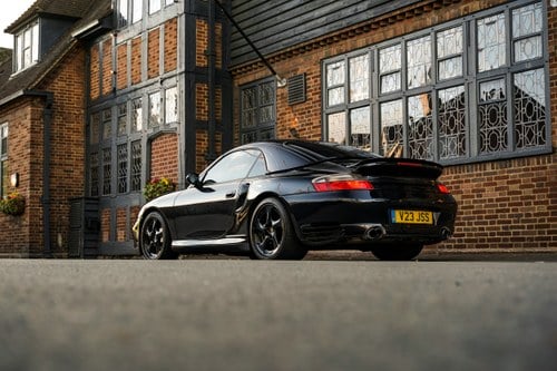 2003 Porsche 911 Turbo Cabriolet (996) Te koop (foto 34 van 235)