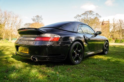 2003 Porsche 911 Turbo Cabriolet (996) Te koop (foto 21 van 235)