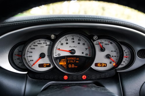 2003 Porsche 911 Turbo Cabriolet (996) Te koop (foto 59 van 235)