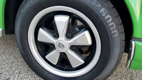 1969 Porsche 911 2.2T Targa LHD In vendita (immagine 26 di 36)