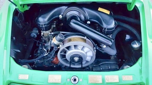 1969 Porsche 911 2.2T Targa LHD In vendita (immagine 34 di 36)